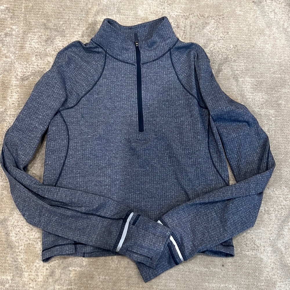 Lululemon Rulu Ribbed Cropped long sleeve - navy like new